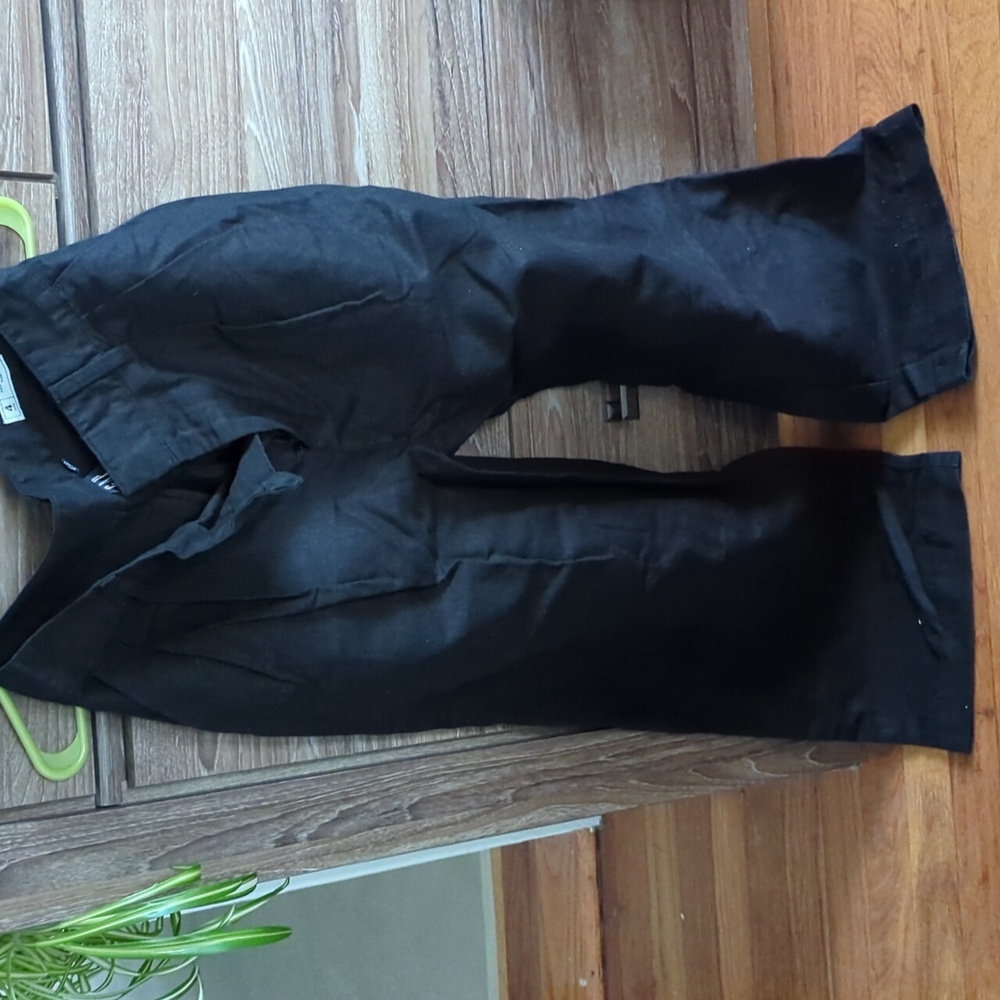 Gap black pleated linen pants size 4